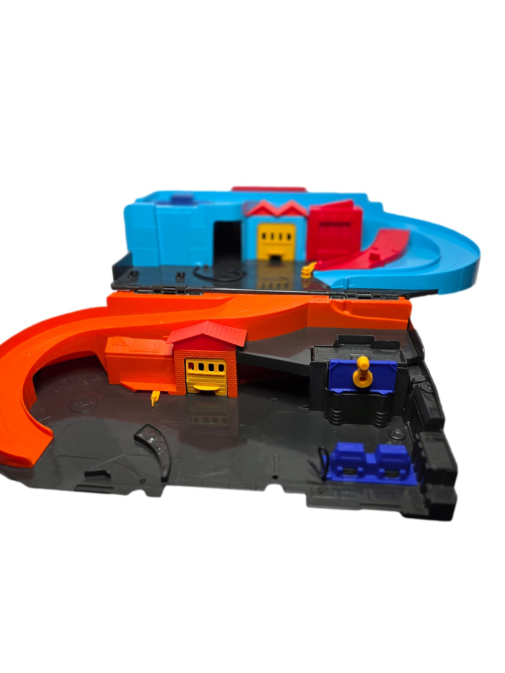 Hot Wheels 2015 Ultra Hots Sto & Go Playset – Fold-Up Carry Case Garage Track –